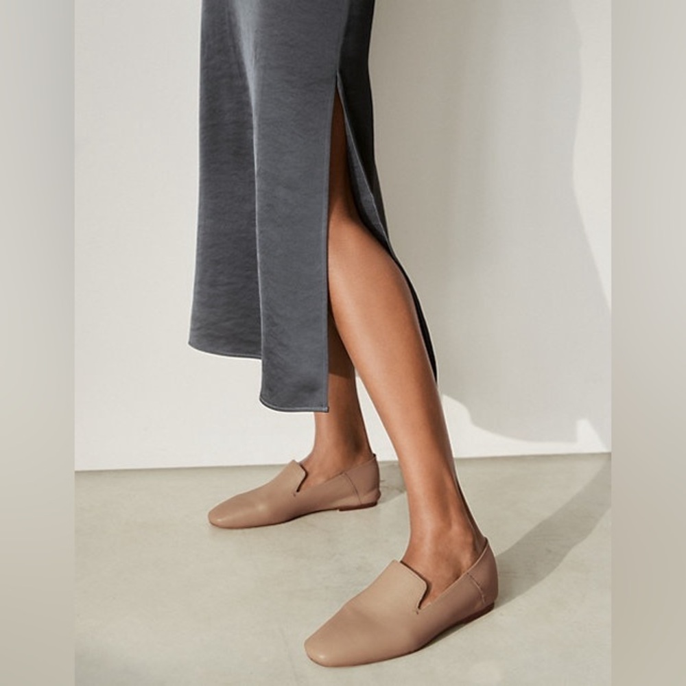 The White Company Leather Loafers in Stone Taupe Greige size 38 / 7 US